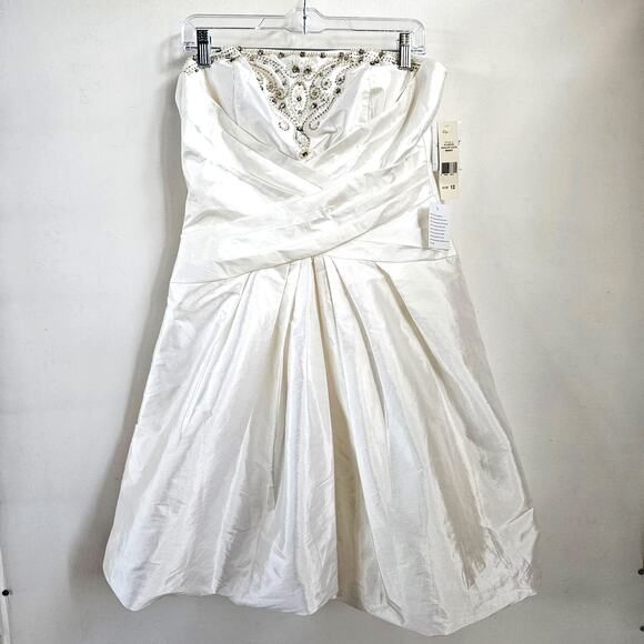 Eliza J New York Off White Missy Strapless Wedding Dress Size 12 NWT Beach Mini - Picture 1 of 10